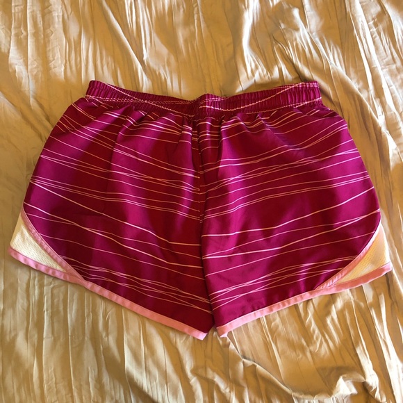 under armour shorts - Picture 2 of 3